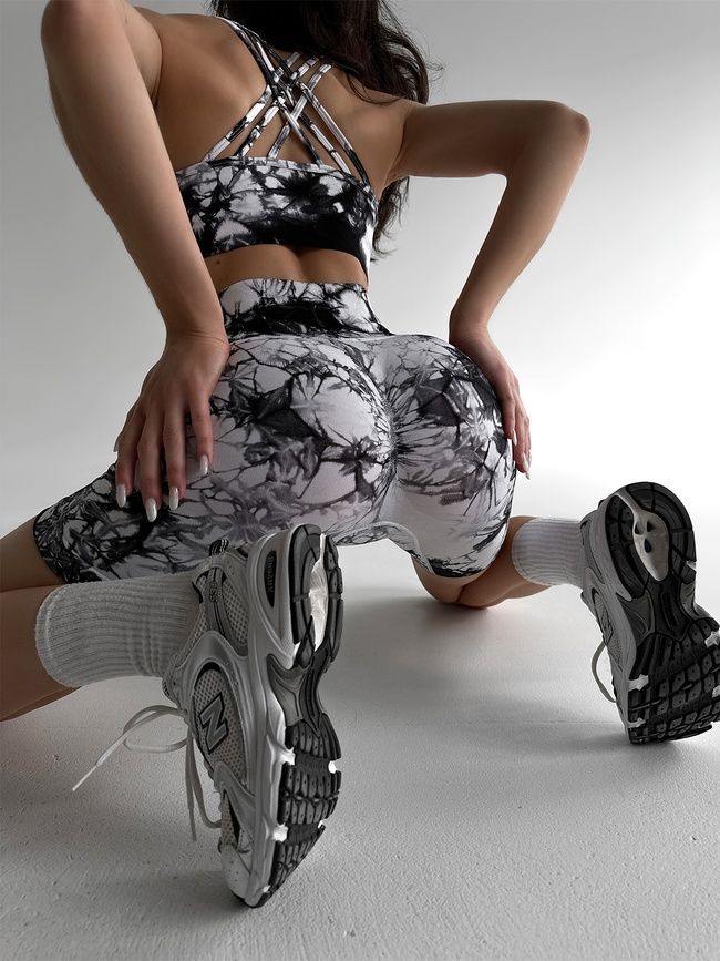 Damskie sportowe szorty z push-up do fitnessu, bezszwowy, Tie-Dye, (biały i czarny), XS