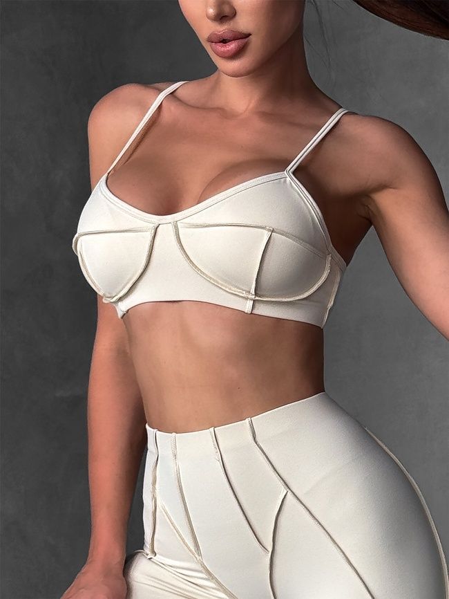 Women's push-up sports top for fitness with removable cups and external seams, Sculpt Bra, (champagne), S