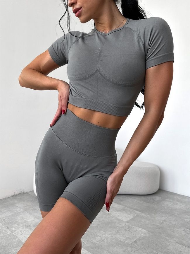 Damski komplet dwuczęściowy do fitnessu - crop-top i szorty z push-upem, bezszwowy, Classic, (szary), S