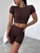 Damski komplet dwuczęściowy do fitnessu - crop-top i szorty z push-upem, bezszwowy, Classic, (kawowy), S