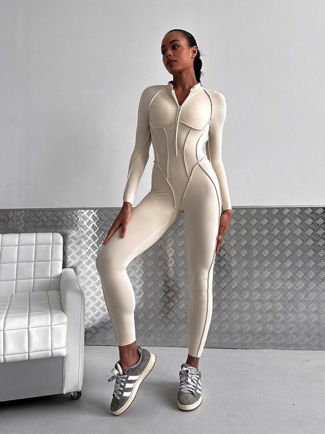 Damski długi sportowy kombinezon fitness na zamek z zewnętrznymi szwami, Sculpt Prime, (szampański), S